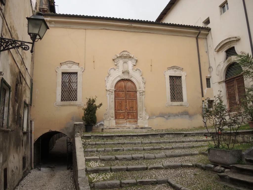 Chiesa e Monastero di S. Chiara – Sulmona